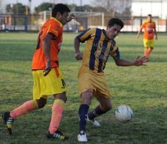 Foto de la galería: Liga Posadeña: empataron Mitre y Crucero, todo se define en Santa Inés