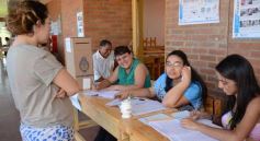 Foto de la galería: Acompañó el buen tiempo y los posadeños fueron a las urnas con alegría y compromiso