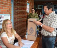 Foto de la galería: Acompañó el buen tiempo y los posadeños fueron a las urnas con alegría y compromiso