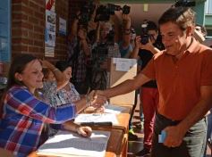 Foto de la galería: Acompañó el buen tiempo y los posadeños fueron a las urnas con alegría y compromiso