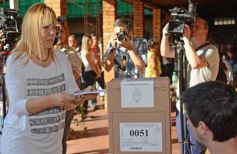 Foto de la galería: Acompañó el buen tiempo y los posadeños fueron a las urnas con alegría y compromiso