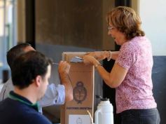 Foto de la galería: Acompañó el buen tiempo y los posadeños fueron a las urnas con alegría y compromiso