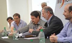 Foto de la galería: Misiones recibirá 13,4 millones de dólares para programas de electrificación rural y piscícolas