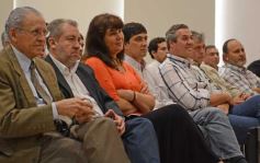 Foto de la galería: Misiones recibirá 13,4 millones de dólares para programas de electrificación rural y piscícolas