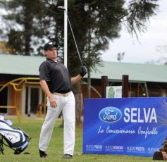 Foto de la galería: Arrancó uno de los campeonatos más esperados en el Tacurú, lo auspicia Selva SA