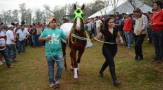 Foto de la galería: Pasión burrera: Cambá Porá se quedó con la Copa Challenger
