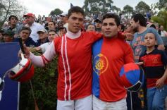 Foto de la galería: Pasión burrera: Cambá Porá se quedó con la Copa Challenger