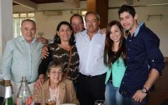 Foto de la galería: Dos amigos cumplieron años y para la ocasión ambos eligieron un show en vivo para sus invitados