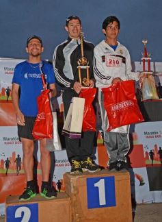 Foto de la galería: Maratón en homenaje a Huguito Dos Santos: deporte y solidaridad en la costanera