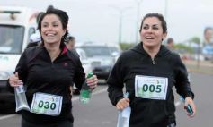Foto de la galería: Maratón en homenaje a Huguito Dos Santos: deporte y solidaridad en la costanera