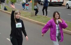 Foto de la galería: Maratón en homenaje a Huguito Dos Santos: deporte y solidaridad en la costanera