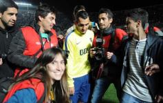 Foto de la galería: Postales de San Juan: la previa y la humildad y generosidad de un grande, Carlitos Tevez