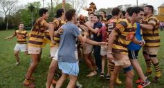 Foto de la galería: Tacurú derrotó a Centro, lo bajó de la punta y se colocó en lo más alto