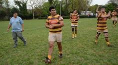 Foto de la galería: Tacurú derrotó a Centro, lo bajó de la punta y se colocó en lo más alto