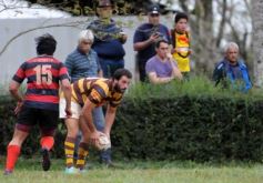 Foto de la galería: Tacurú derrotó a Centro, lo bajó de la punta y se colocó en lo más alto