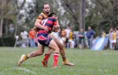 Foto de la galería: Tacurú derrotó a Centro, lo bajó de la punta y se colocó en lo más alto