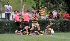 Foto de la galería: Tacurú derrotó a Centro, lo bajó de la punta y se colocó en lo más alto