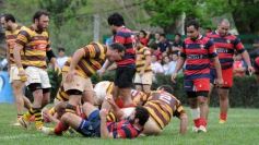 Foto de la galería: Tacurú derrotó a Centro, lo bajó de la punta y se colocó en lo más alto