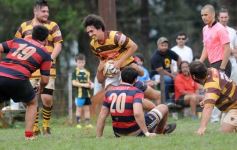 Foto de la galería: Tacurú derrotó a Centro, lo bajó de la punta y se colocó en lo más alto