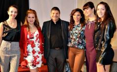 Foto de la galería: Los peluqueros celebraron su día con una cena show inolvidable