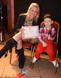 Foto de la galería: Los peluqueros celebraron su día con una cena show inolvidable