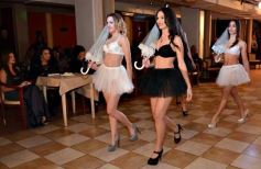 Foto de la galería: Los peluqueros celebraron su día con una cena show inolvidable