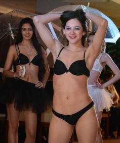 Foto de la galería: Los peluqueros celebraron su día con una cena show inolvidable