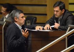 Foto de la galería: En la última sesión de la Cámara, promovieron microemprendimientos de inversión para jóvenes