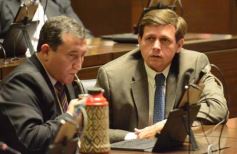 Foto de la galería: En la última sesión de la Cámara, promovieron microemprendimientos de inversión para jóvenes