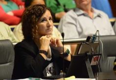 Foto de la galería: En la última sesión de la Cámara, promovieron microemprendimientos de inversión para jóvenes