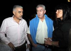 Foto de la galería: El candidato José María Arrúa se reunió con los vecinos del barrio Jardín