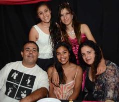 Foto de la galería: Rocío tuvo la fiesta de quince soñada