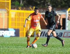 Foto de la galería: Crucero no encuentra rumbo: cayó ante Lanús de local