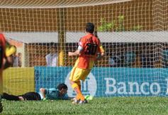 Foto de la galería: Crucero no encuentra rumbo: cayó ante Lanús de local