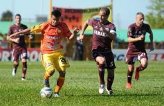 Foto de la galería: Crucero no encuentra rumbo: cayó ante Lanús de local