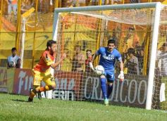 Foto de la galería: Crucero no encuentra rumbo: cayó ante Lanús de local
