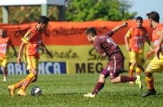 Foto de la galería: Crucero no encuentra rumbo: cayó ante Lanús de local