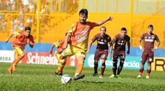 Foto de la galería: Crucero no encuentra rumbo: cayó ante Lanús de local