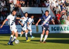 Foto de la galería: Guaraní ganó en casa y busca el milagro de la permanencia