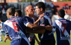 Foto de la galería: Guaraní ganó en casa y busca el milagro de la permanencia