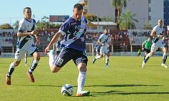Foto de la galería: Guaraní ganó en casa y busca el milagro de la permanencia