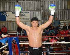 Foto de la galería: La Joya volvió a brillar ante el paraguayo Vázquez