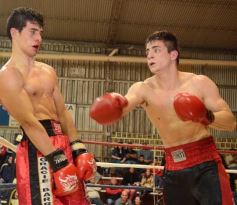 Foto de la galería: La Joya volvió a brillar ante el paraguayo Vázquez