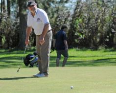 Foto de la galería: Gorostiaga levantó la Copa Osde en el Tacurú