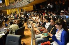 Foto de la galería: Rovira presentó la edición 2015 del “Parlamento Estudiantil Misionero”