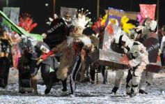 Foto de la galería: Primera noche de la principal fiesta de los jóvenes posadeños: Estudiantina 2015