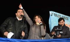 Foto de la galería: Primera noche de la principal fiesta de los jóvenes posadeños: Estudiantina 2015