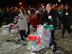 Foto de la galería: Alegría, brillo y compromiso: más postales de la Estudiantina 2015
