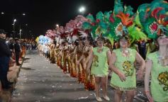 Foto de la galería: Alegría, brillo y compromiso: más postales de la Estudiantina 2015