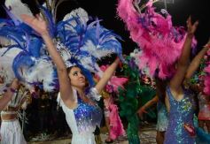 Foto de la galería: Alegría, brillo y compromiso: más postales de la Estudiantina 2015